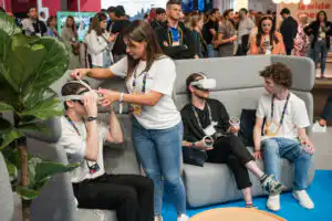 Eventfotograf Hamburg auf der OMR, Virtual Reality auf einem Messestand,